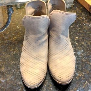 Merona tan/cream booties